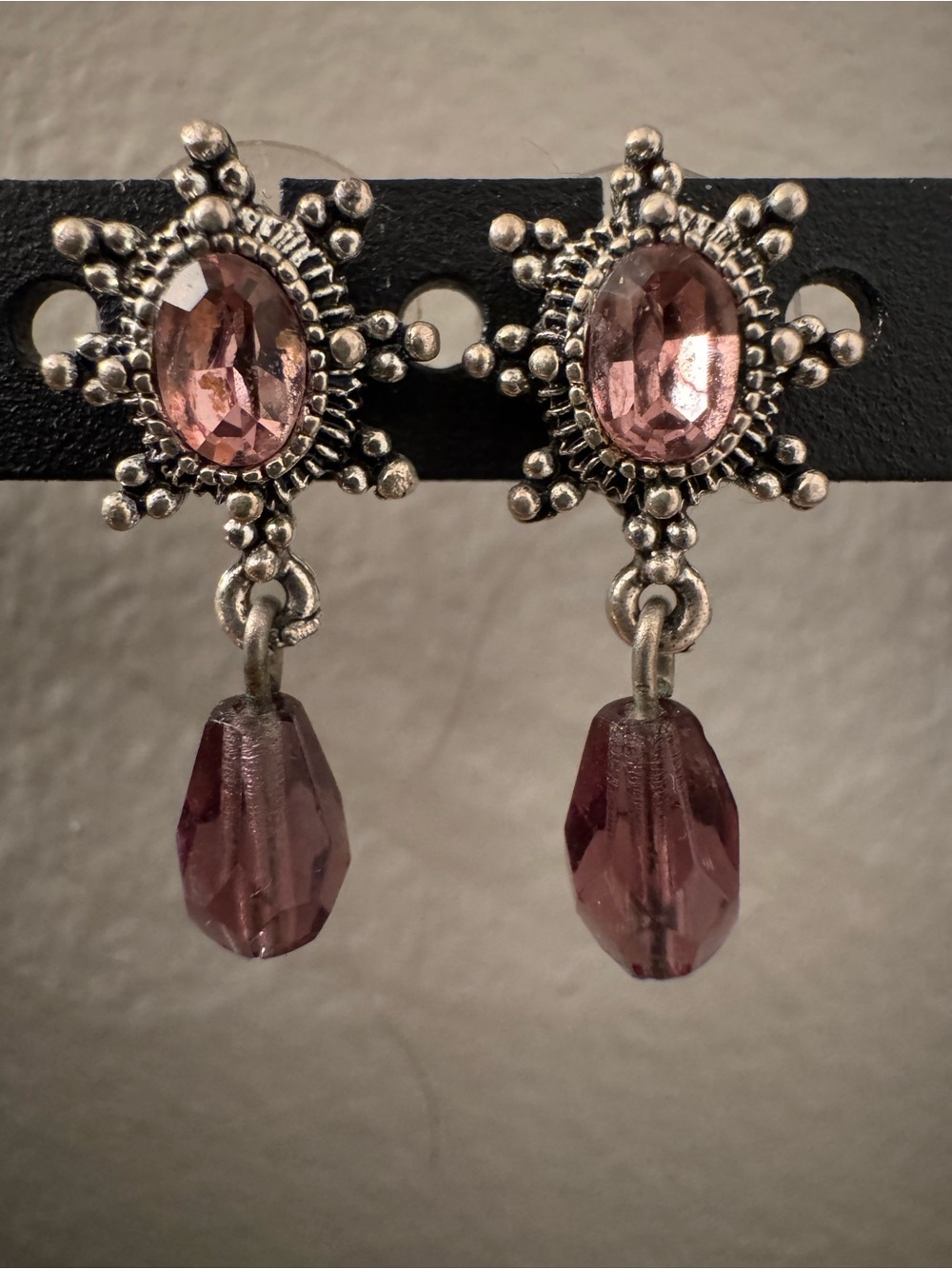 Vintage Premier Designs Silver Tone Mauve Dangle Post Earrings 1"